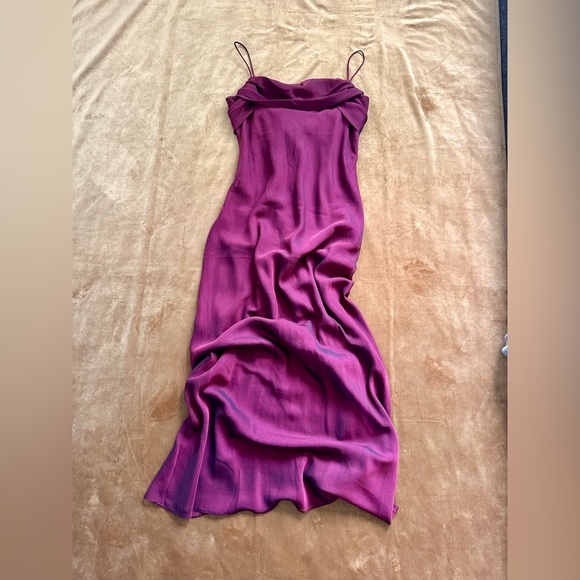 🥀 VINTAGE 90s VAMPY GOTH DARK RED/BURGUNDY COLORED MAXI DRESS 🥀 - Picture 1 of 5